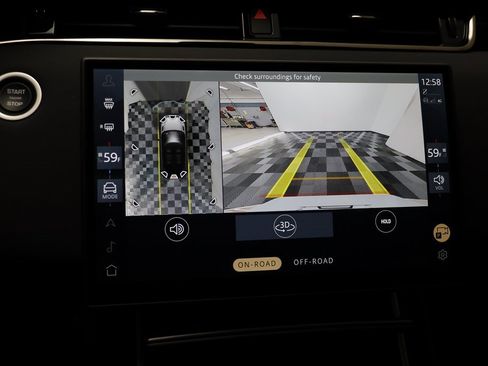 New 2026 Land Rover Range Rover Evoque Dynamic SE image 11