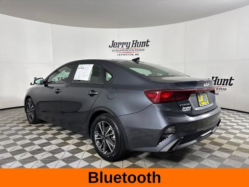 Used 2024 Kia Forte LXS FWD image 8