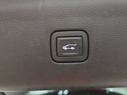 Used 2023 Buick Enclave Essence w/ Experience Buick Package AWD/4WD image 15