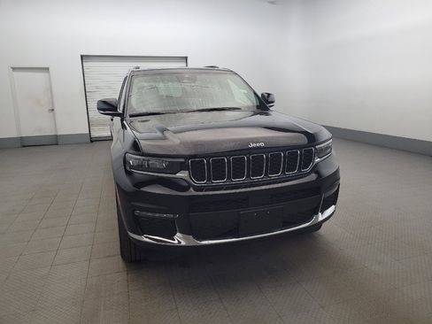 Used 2022 Jeep Grand Cherokee L Limited image 14