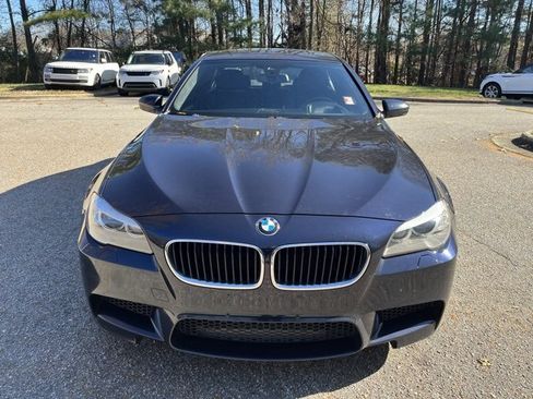 Used 2013 BMW M5 image 3