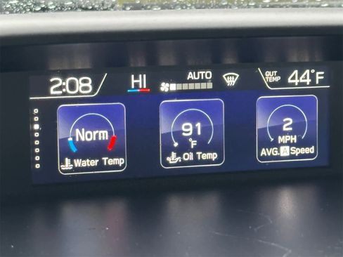 Used 2019 Subaru Crosstrek 2.0i Limited w/ Moonroof Package w/Navigation image 18