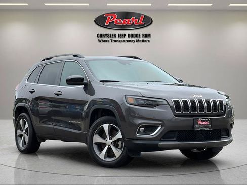 Certified 2022 Jeep Cherokee Limited AWD/4WD image 1