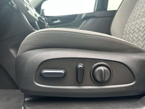 Certified 2024 Chevrolet Equinox LS w/ LS Convenience Package AWD/4WD image 17