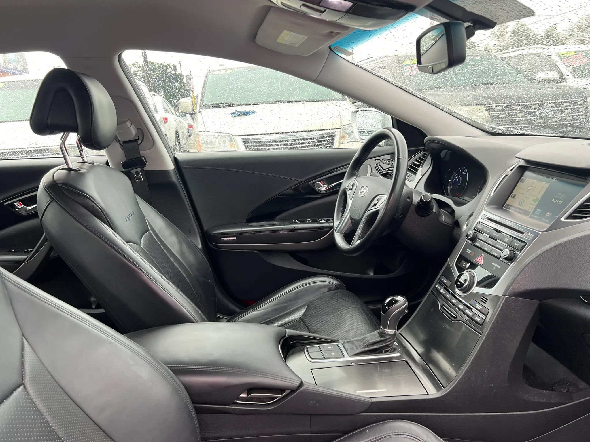 Used 2017 Hyundai Azera FWD image 14
