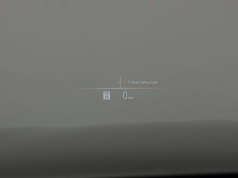 Used 2024 BMW i7 xDrive60 w/ Executive Package image 45