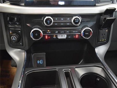 Used 2022 Ford F150 XLT w/ Equipment Group 302A High image 17