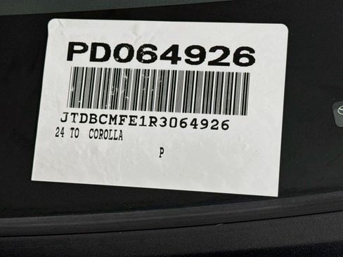 Used 2024 Toyota Corolla LE FWD image 42