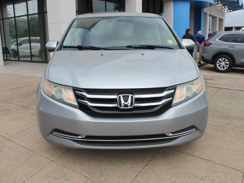 Used 2016 Honda Odyssey EX-L image 2