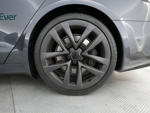 Used 2023 Tesla Model S image 19