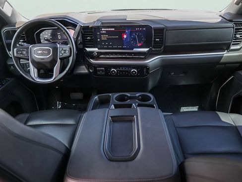 Used 2025 GMC Sierra 1500 SLT AWD/4WD image 26