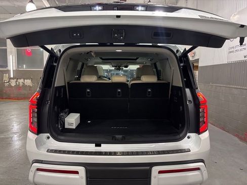 New 2026 Nissan Armada Platinum Reserve image 14