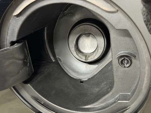 Certified 2023 Chevrolet Blazer LT AWD/4WD image 15