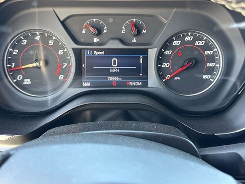 Used 2022 Chevrolet Camaro LT w/ Technology Package image 24