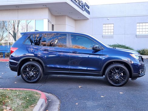 Used 2019 Honda Passport Sport image 2