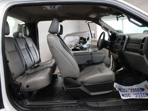 Used 2021 Ford F250 XL w/ STX Appearance Package AWD/4WD image 22