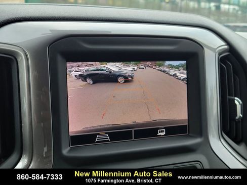 Used 2022 Chevrolet Silverado 1500 Custom Trail Boss image 20