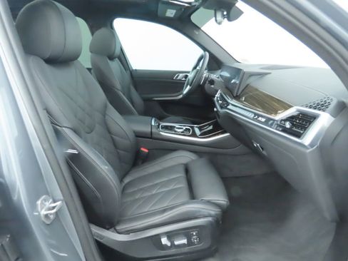 Certified 2024 BMW X5 xDrive40i w/ Parking Assistance Package image 21