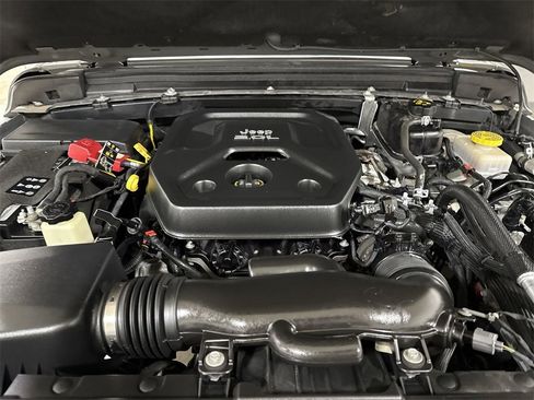 Used 2021 Jeep Wrangler Unlimited Sport image 24