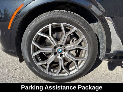 Used 2025 BMW X7 xDrive40i image 11