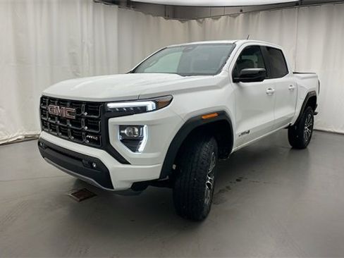 Used 2023 GMC Canyon AT4 w/ AT4 Premium Package image 39