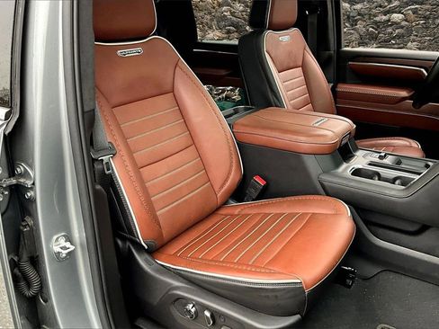 Used 2024 GMC Sierra 2500 Denali Ultimate image 7