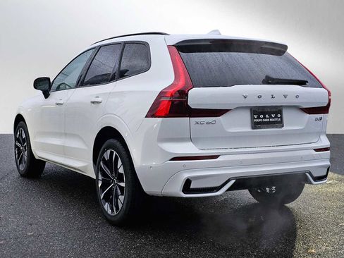 New 2026 Volvo XC60 B5 Plus w/ Climate Package image 5