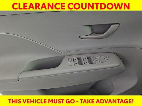 Certified 2025 Hyundai Kona SEL image 14