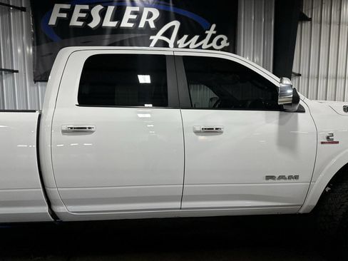 Used 2019 RAM 3500 Laramie image 11