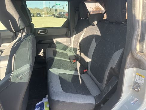 Used 2022 Ford Bronco 4-Door AWD/4WD image 13