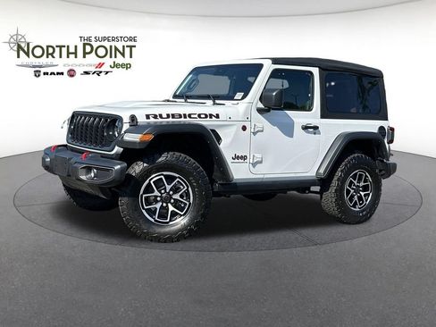 Used 2025 Jeep Wrangler Rubicon w/ Convenience Group AWD/4WD image 1