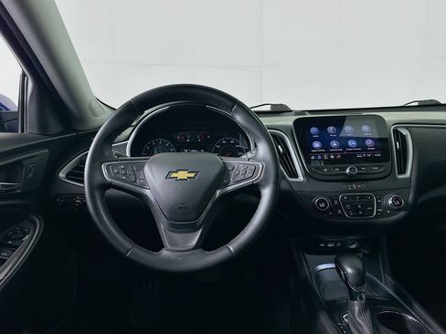 Used 2023 Chevrolet Malibu LT w/ Sport Edition image 17