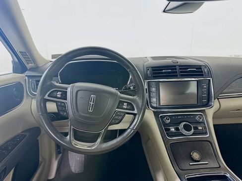 Used 2020 Lincoln Continental AWD w/ Premium Package image 23