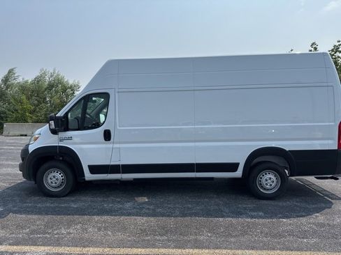Used 2024 RAM ProMaster 3500 w/ Delivery Van Package image 2