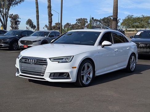 Used 2017 Audi A4 2.0T Prestige w/ Prestige Package image 6