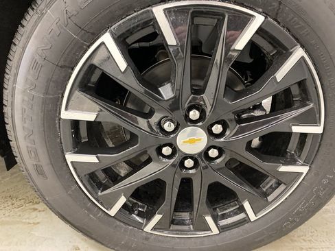 New 2026 Chevrolet Traverse LT w/ Sun and Wheel Package image 26