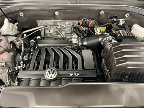 Used 2023 Volkswagen Atlas Cross Sport SE FWD image 36