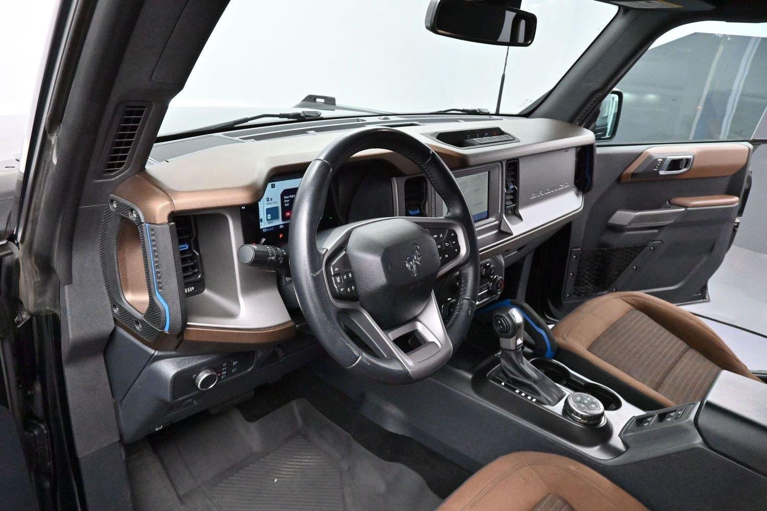 Used 2022 Ford Bronco Outer Banks AWD/4WD image 12