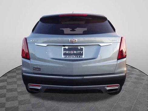 Used 2023 Cadillac XT5 Premium Luxury image 3