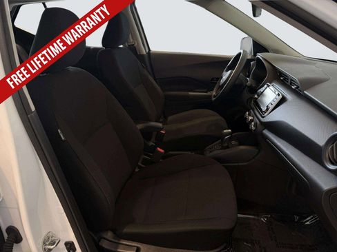 Used 2025 Nissan Kicks Play S FWD image 32