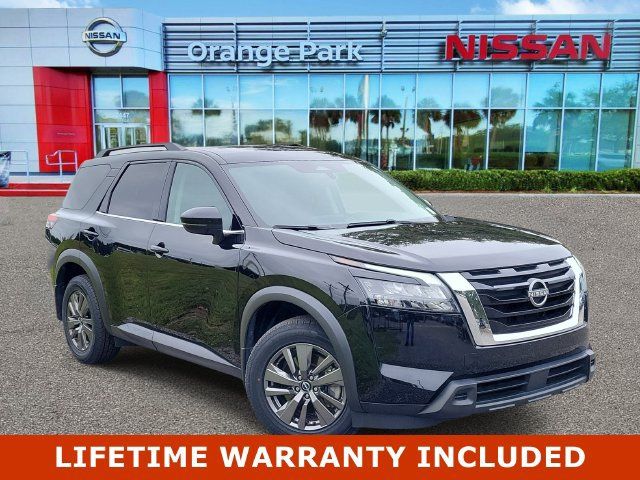 Used 2024 Nissan Pathfinder SV FWD image 1