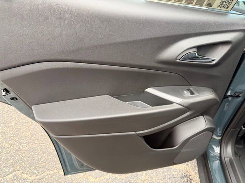 New 2026 Chevrolet Trax LT w/ Driver Confidence Package FWD image 32