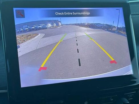 Certified 2025 Jeep Grand Cherokee Limited w/ Black Appearance Package image 39