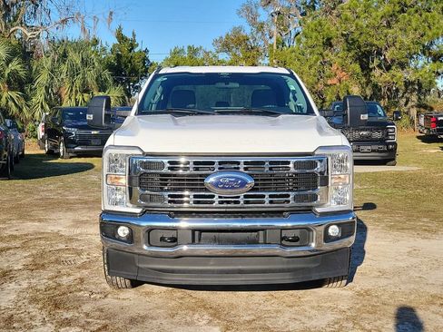 Used 2024 Ford F350 XLT image 5