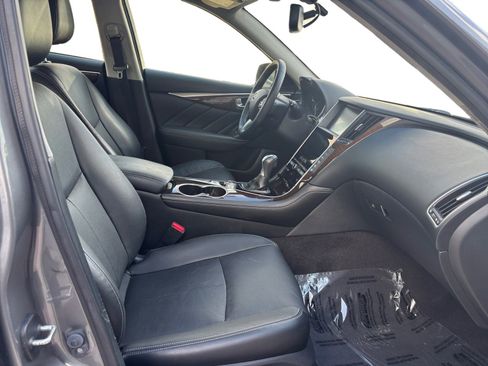 Used 2016 INFINITI Q50 3.0t Premium w/ Driver Assistance Package image 15