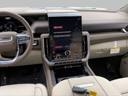 New 2026 GMC Yukon Denali w/ Sun & Power Step Package AWD/4WD image 7