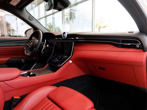 Certified 2023 Maserati Grecale Modena AWD/4WD image 15