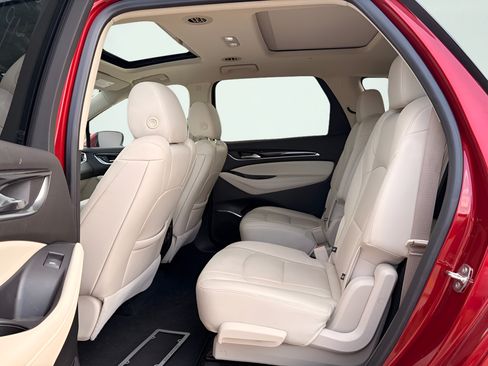 Used 2022 Buick Enclave Premium w/ Experience Buick Package FWD image 9