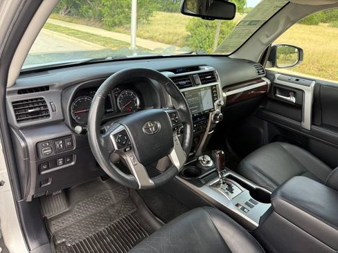 Used 2023 Toyota 4Runner Limited AWD/4WD image 13