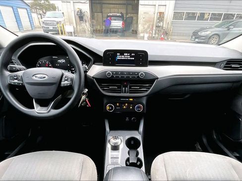 Used 2021 Ford Escape S image 15